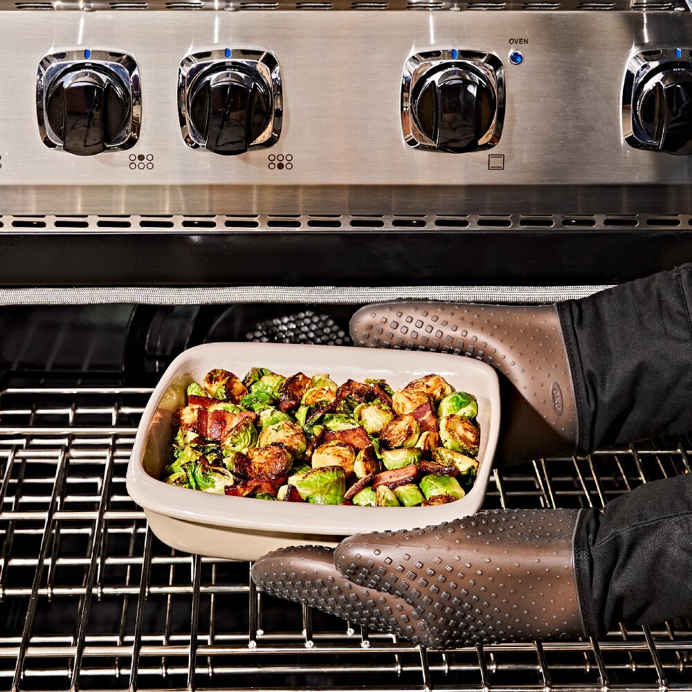 3 Qt Rectangular Stoneware Baking Dish P8