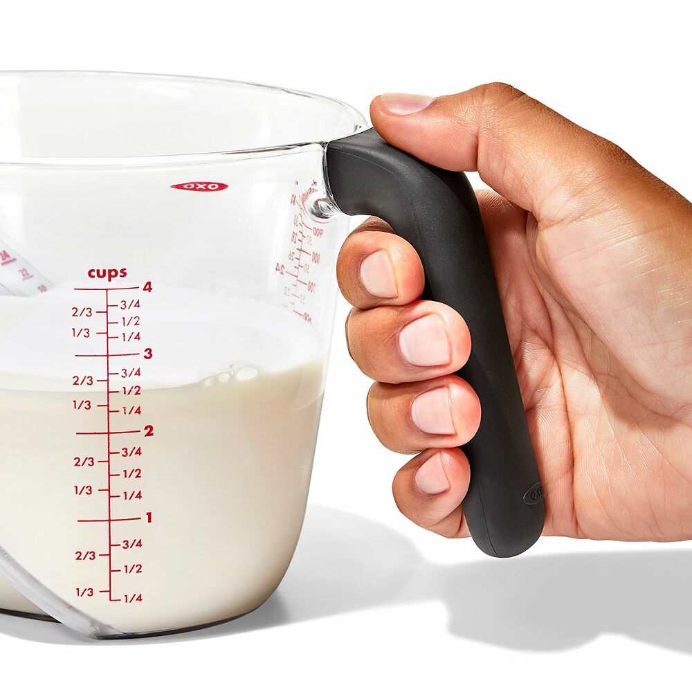 4-Cup Angled Measuring Cup R4