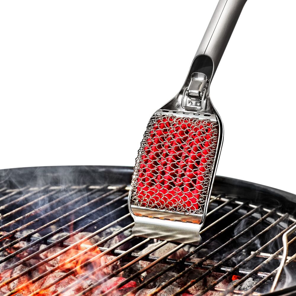 Coiled Grill Brush With Replaceable Head N4