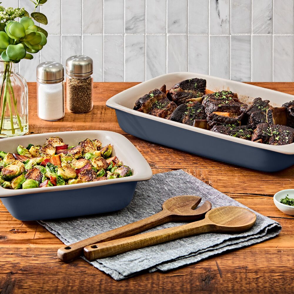3 Qt Rectangular Stoneware Baking Dish B8